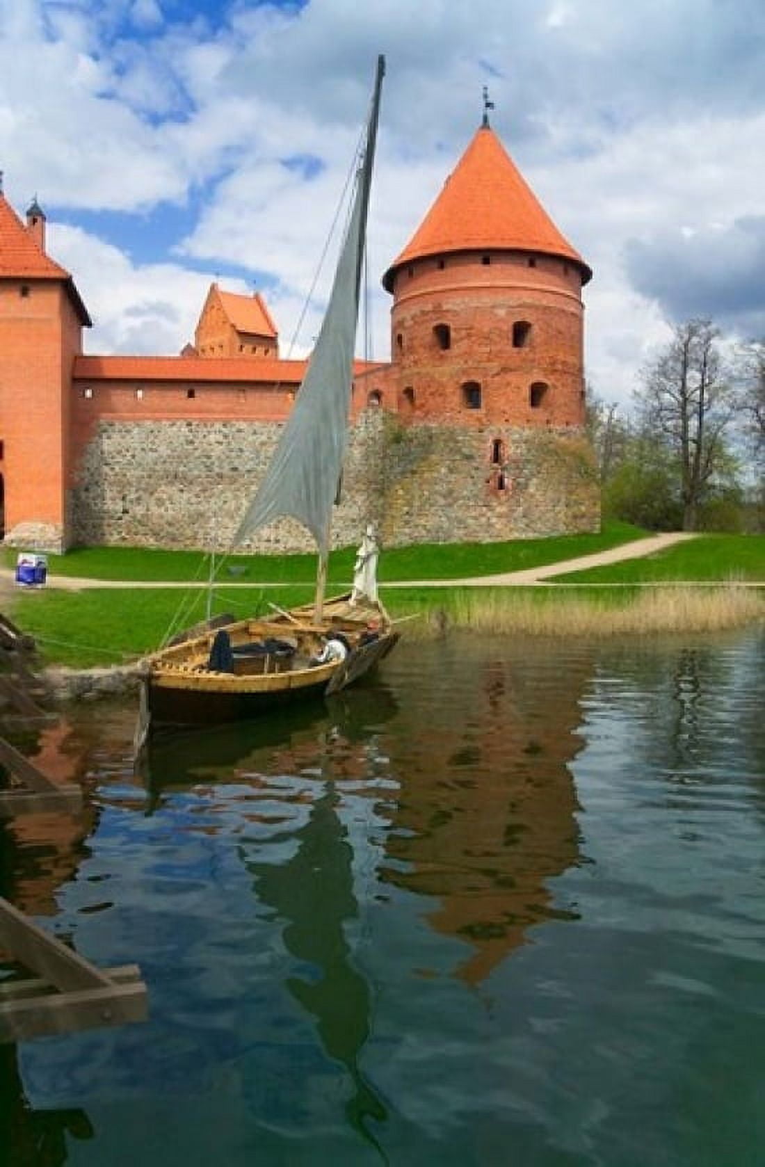 Island Castle by Lake Galve Trakai Lithuania I Canvas Art - Keren Su DanitaDelimont (11 x 17)