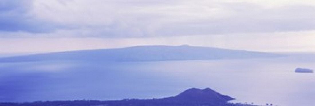 Island in the pacific ocean Hawaii USA Canvas Art - Panoramic Images (18 x 6)