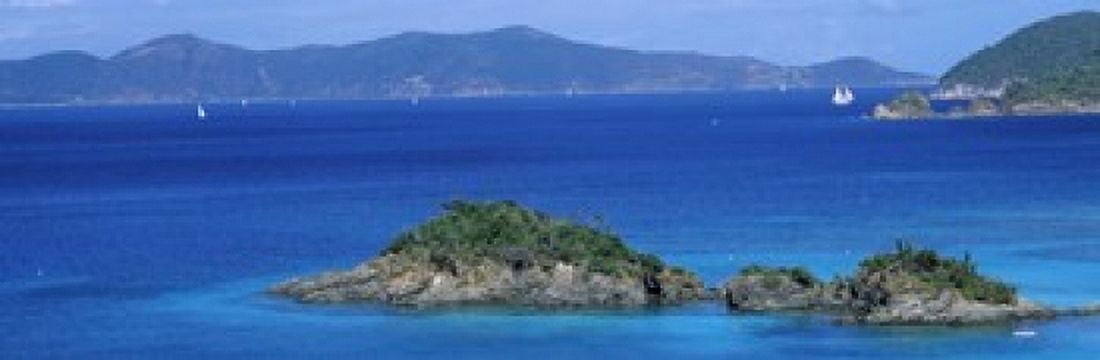 Islands in the sea Trunk Bay Virgin Islands National Park St John US Virgin Islands Canvas Art - Panoramic Images (18 x 6)