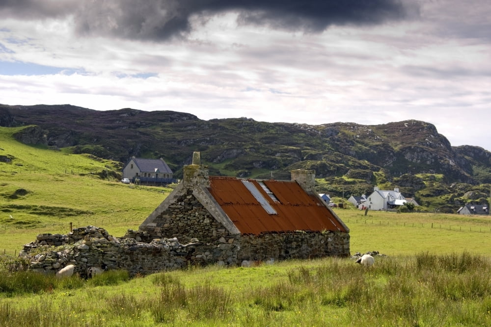 Isle Of Colonsay Scotland Stone Farmhouse And Surrounding Field Canvas Art - John Short Design Pics (17 x 11)
