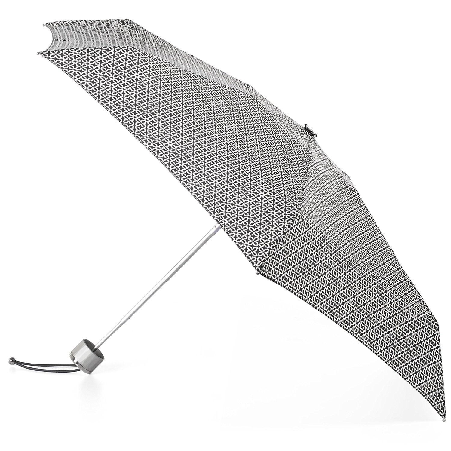 Isotoner totes Mini Manual Umbrella with NeverWet 8702