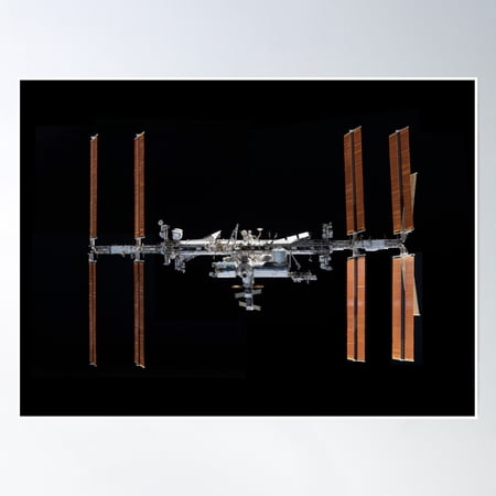Iss Pictured From The Spacex Crew Dragon (International Space Station) Poster Wall Art