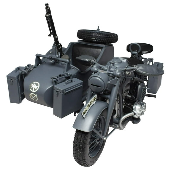 Italeri 7406 1/9 Scale, German Zundapp KS750 with Sidecar