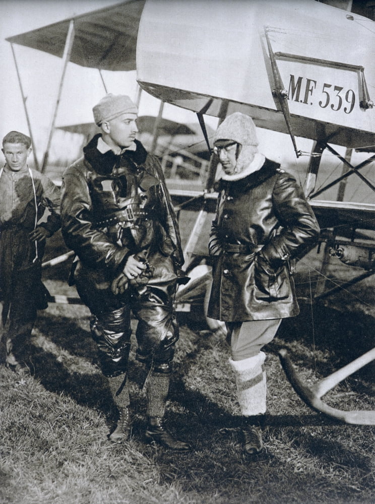Italian Poet Writer Aviator Gabriele D Annunzio 1863 To 1938 Right During His Service With The Italian Air Force Canvas Art - Ken Welsh Design Pics (12 x 16)