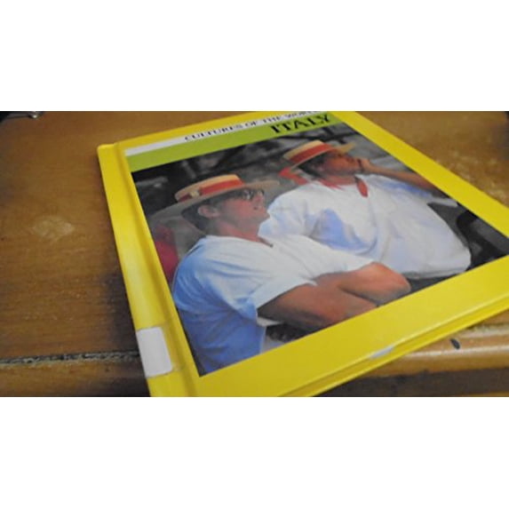 Pre-Owned Italy (Cultures of the World) Paperback