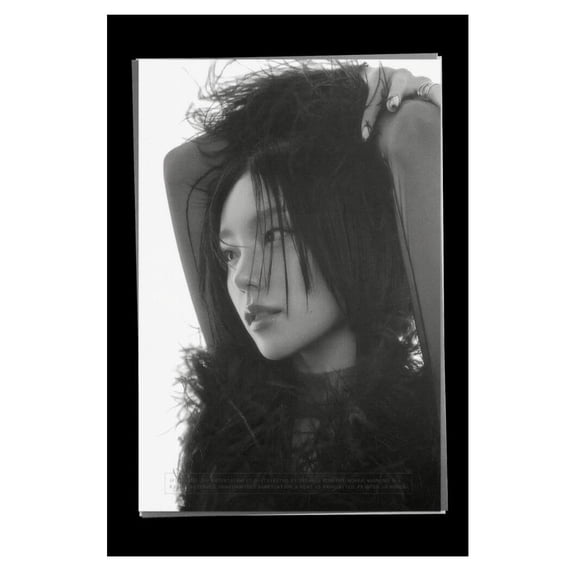 Itzy Yeji Poster Air Album Concept Photo(4) Print K-Pop Home Decor For Living Room Aesthetic Kpop Female Girl Group