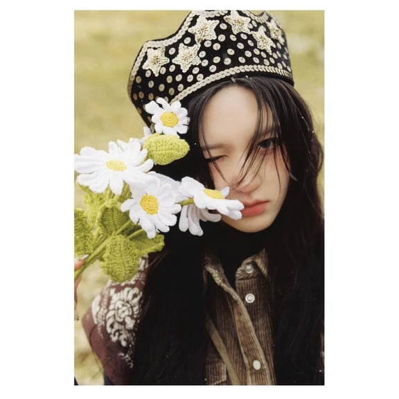 Ive Group Poster(1) Empathy Album Concept Photo Print K-Pop Home Decor For Living Room Aesthetic Kpop Female Girl Group