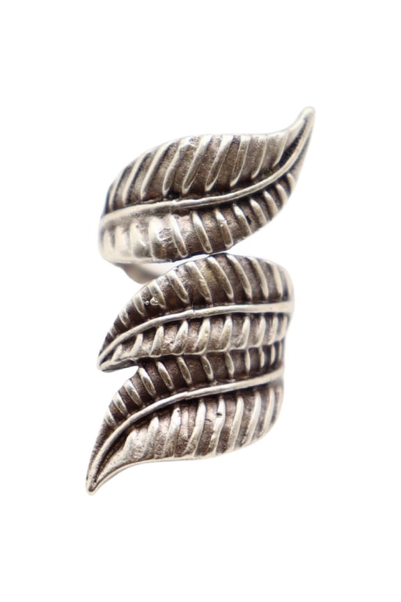 Ivy Leaf Ring