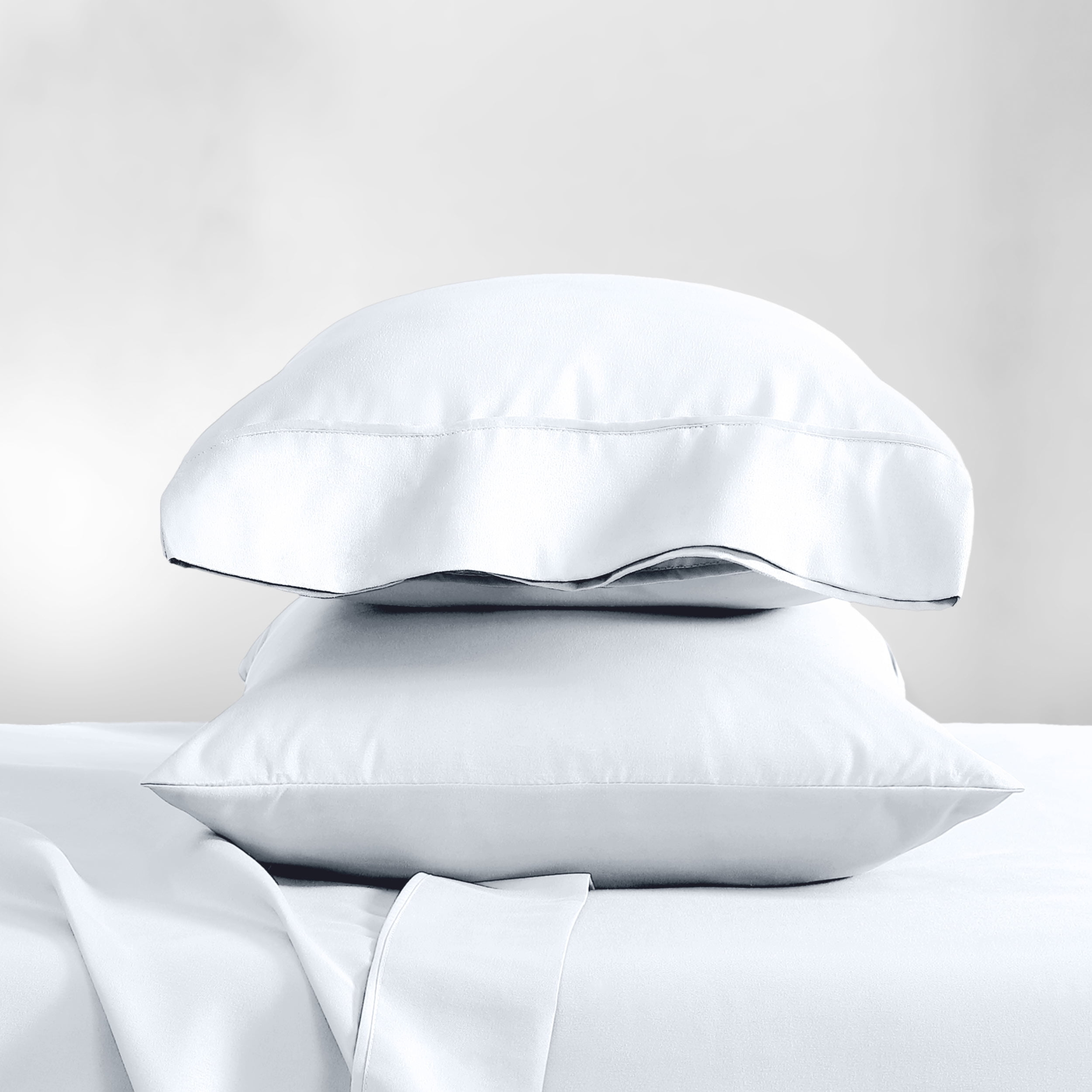 White Cotton Standard/Queen Solid Pillowcases Set of 2