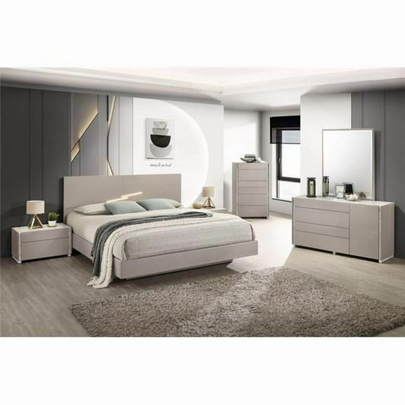 J&M Furniture 17247-K Pearl Bed - King Size