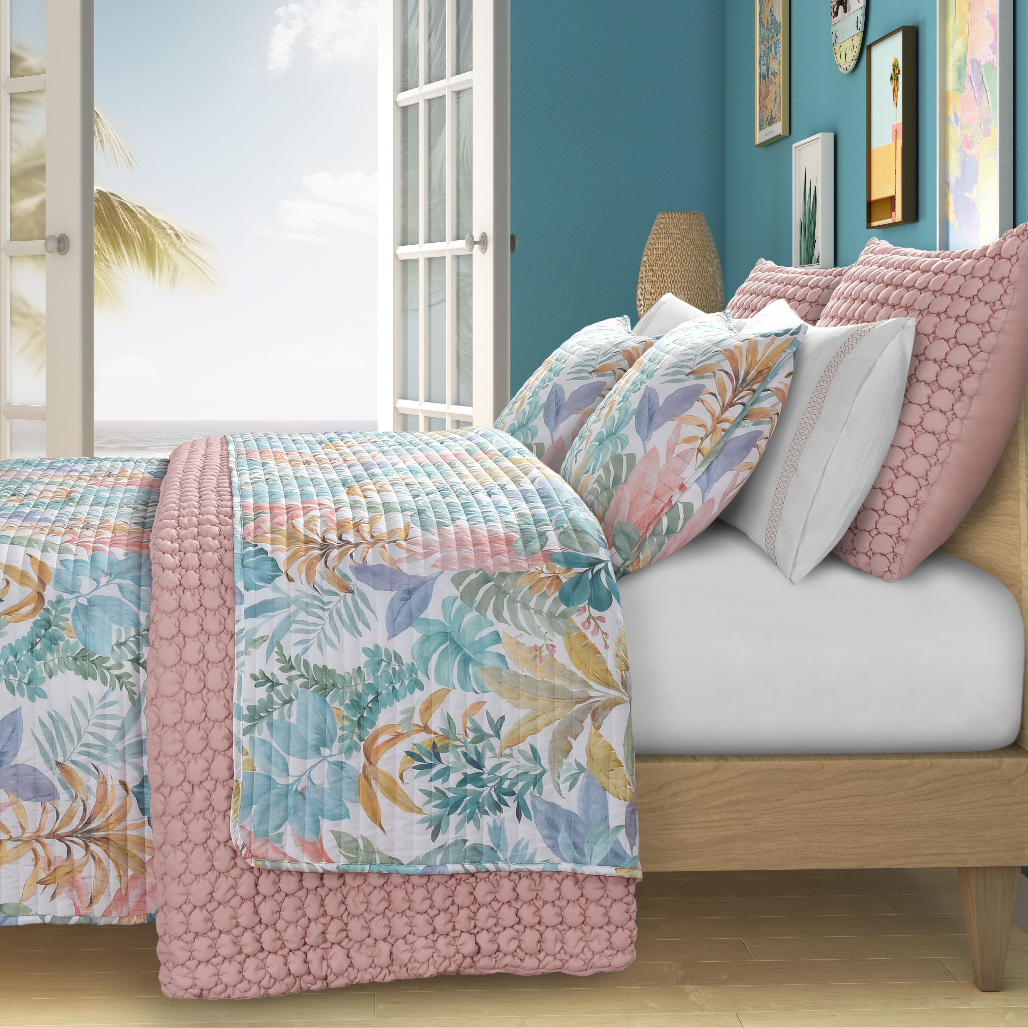 Blue Boho-Chic Microfiber Queen Quilt Set with Botanical Print