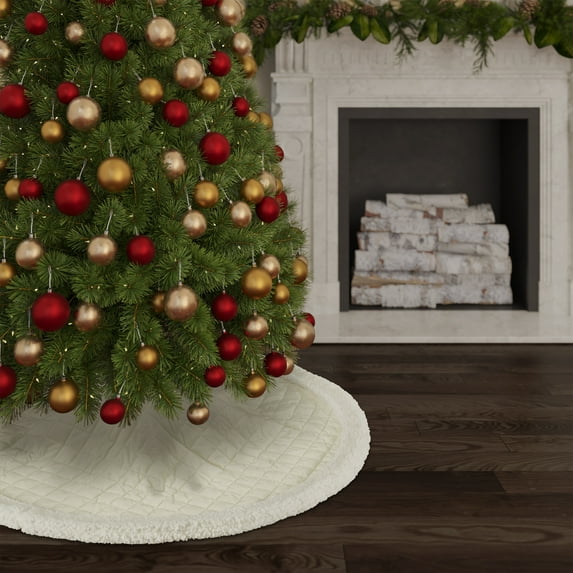 J. Queen New York Casey Sherpa Quilted Christmas Tree Skirt White