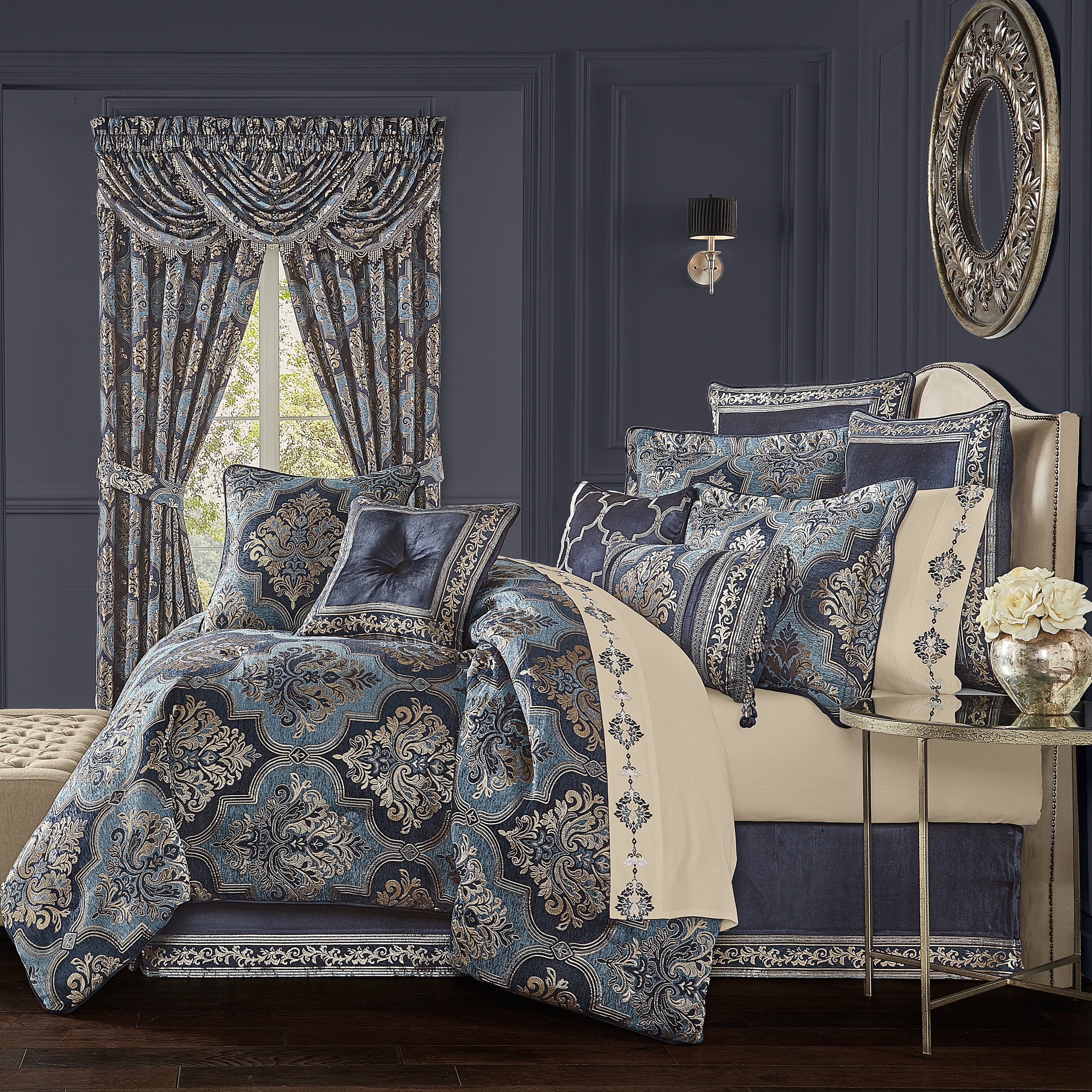 Indigo and Blue Queen 4-Piece Comforter Set with Gold Accents