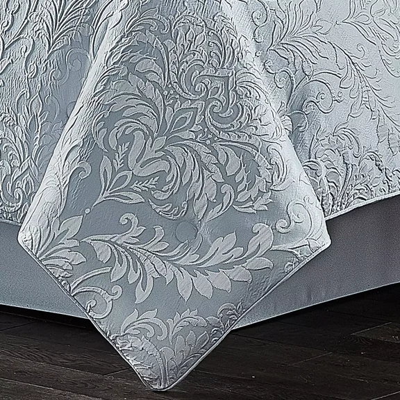 J. Queen New York  Malita Comforter Set King