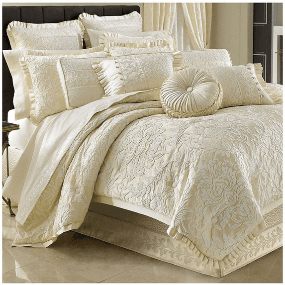 J. Queen New York Marquis Comforter Set King