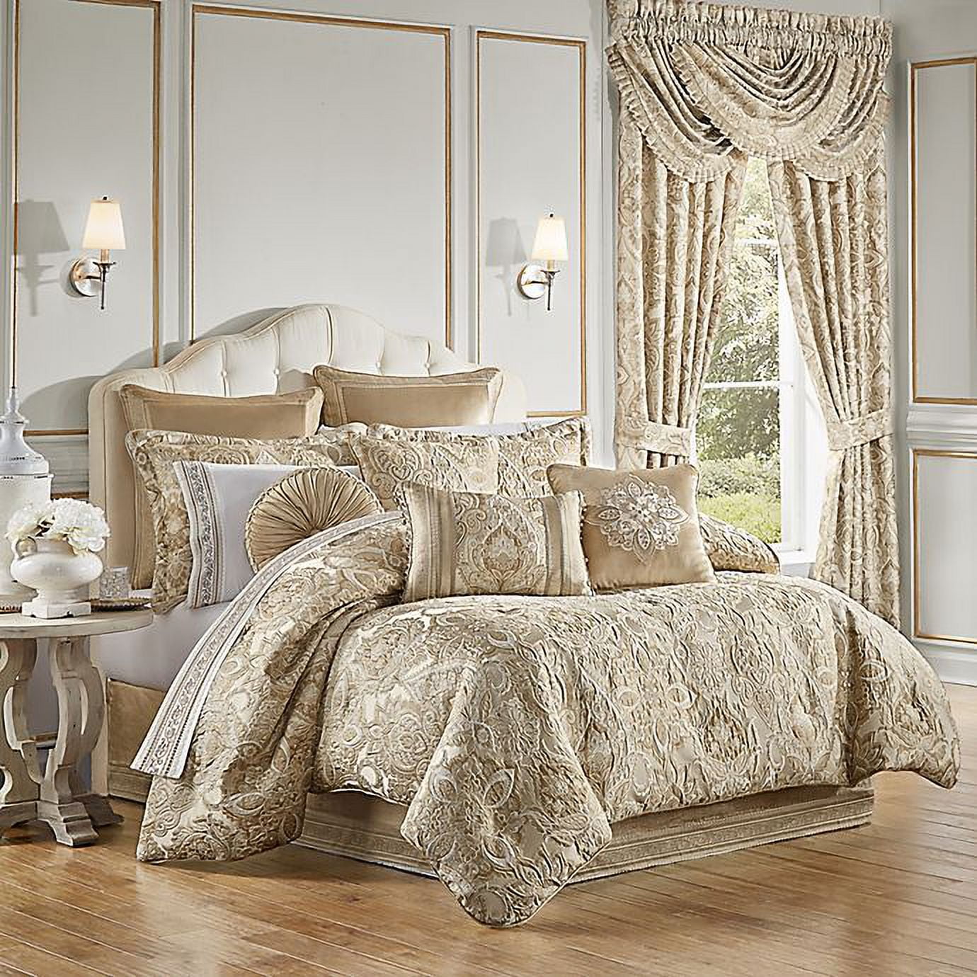 Sandstone Beige Jacquard Queen 4-Piece Comforter Set