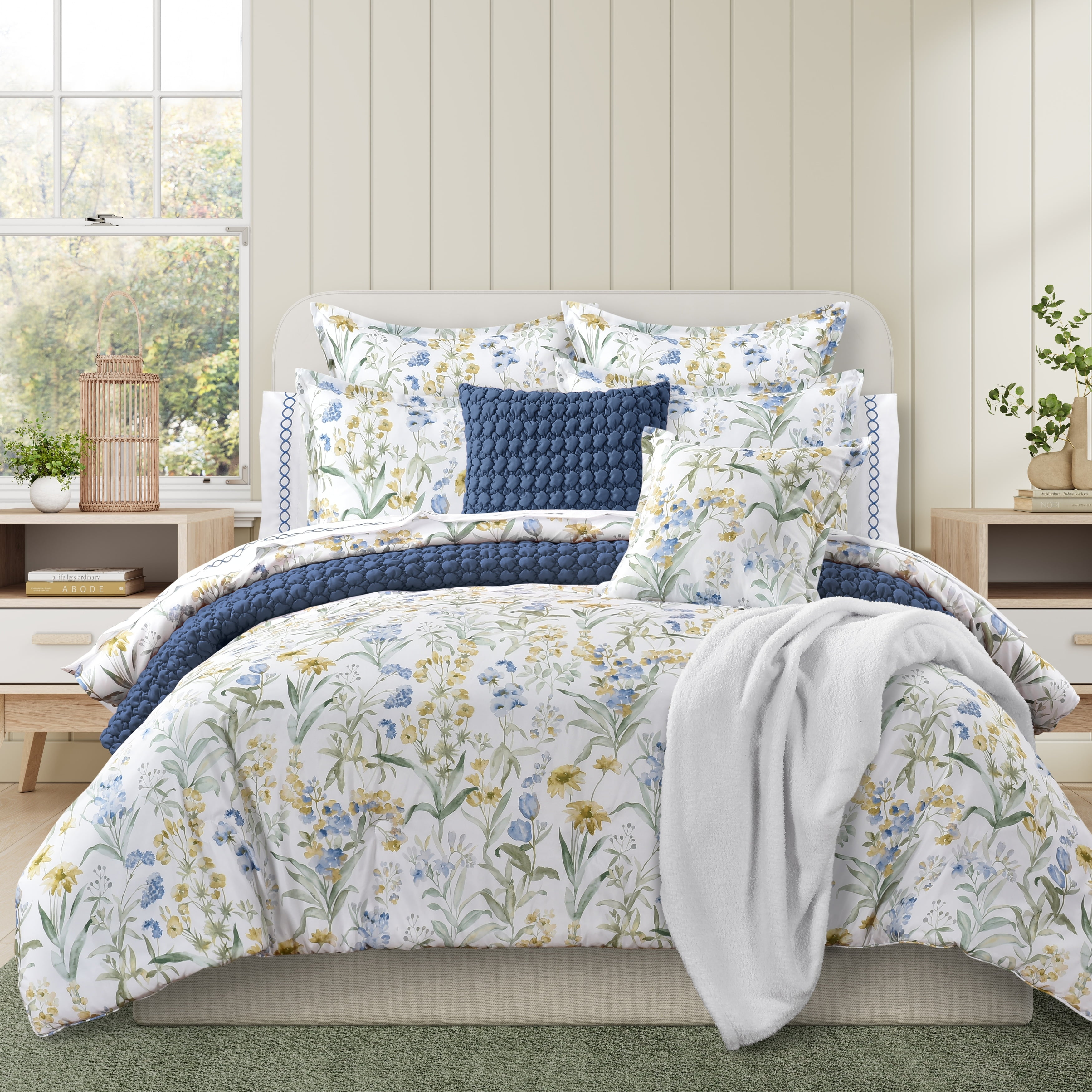 J. Queen New York Tallulah Blue Comforter Set Queen
