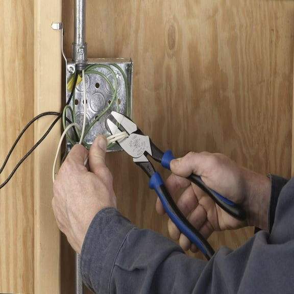 J2000-9NE Side Cutter Linemans Pliers