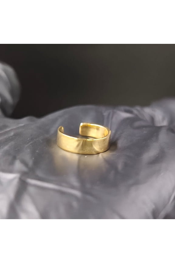 Womens Simple Style Adjustable Toe Ring In Solid Metal Yellow Gold Plated Silver