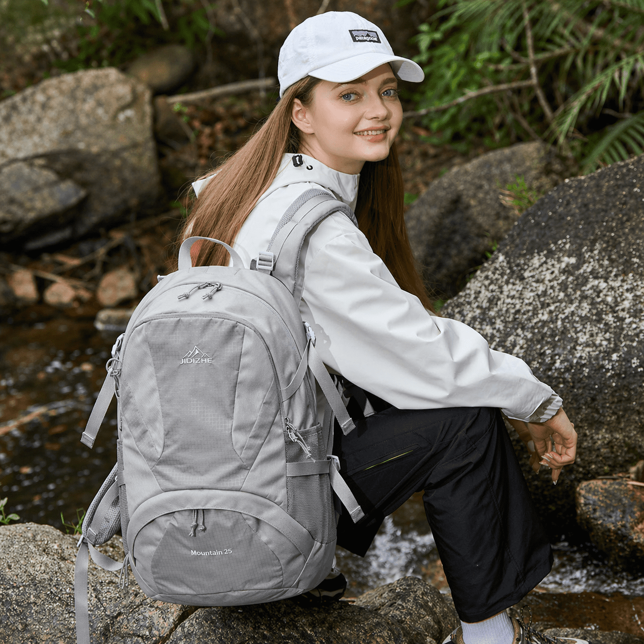 JIDIZHE 25L Polar Explorer Hiking Backpack, Lightweight Water-Resistant Outdoor Travel Backpack for Men & Women, Gray