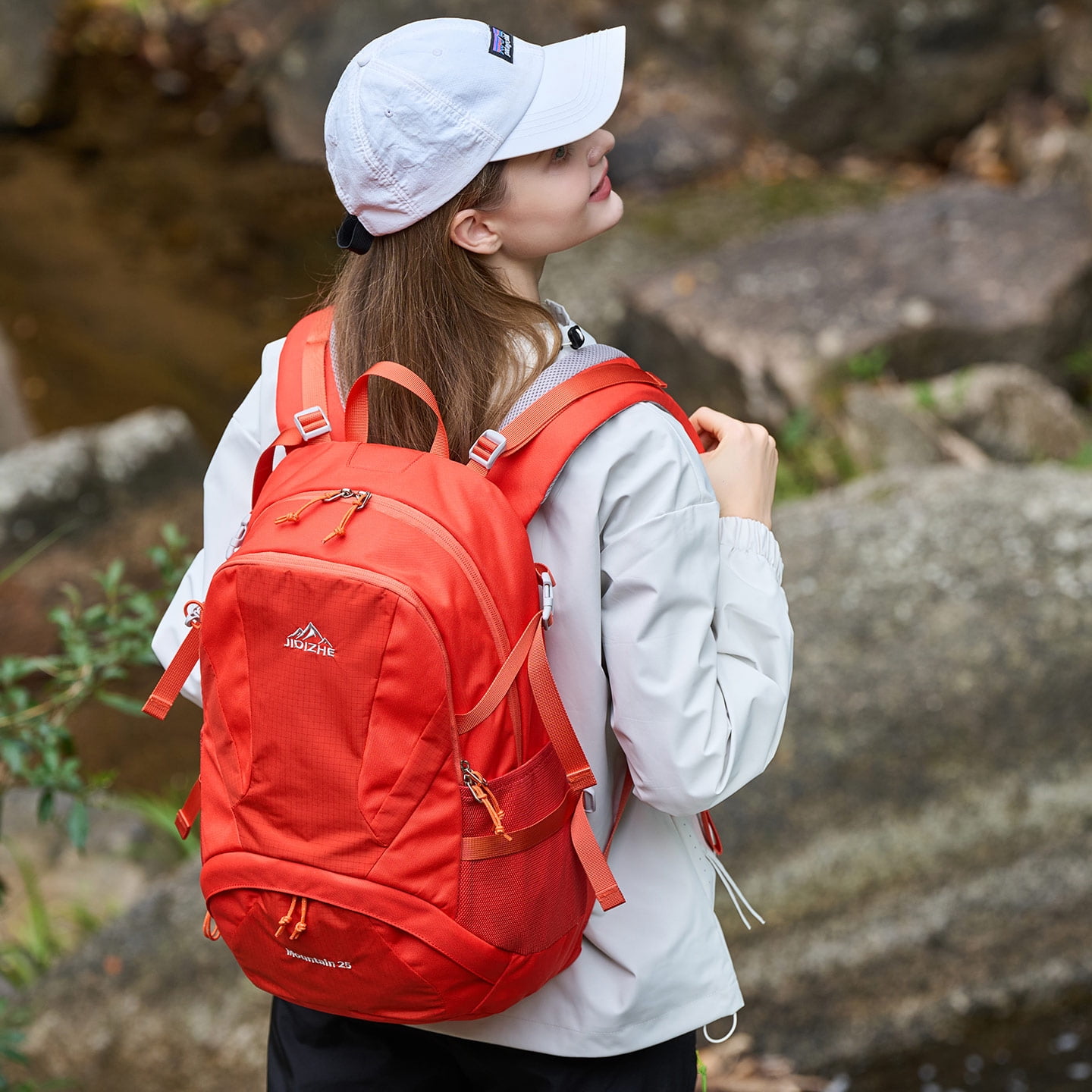JIDIZHE 25L Polar Explorer Hiking Backpack, Lightweight Water-Resistant Outdoor Travel Backpack for Men & Women, Red