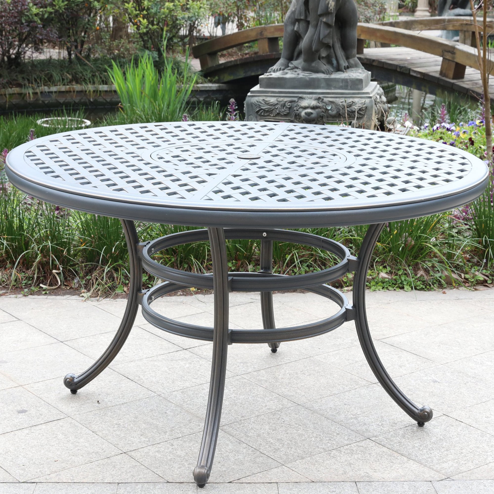 JINS&VICO 52 Inch Simple Outdoor Patio Round Table with Aluminum Frame ...