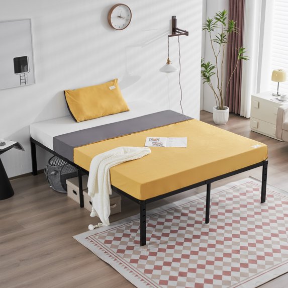 JINS&VICO King Size Metal Platform Bed Frame with Foot Pads and Iron Slats, 82"L X 78"W X 18"H 450 lbs Load, Easy Assembly, Black