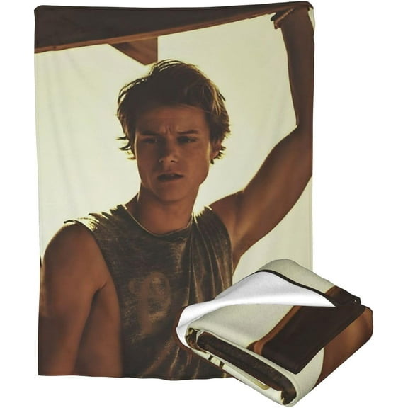 JJ Star Maybank Blanket Throw Blankets Lightweight Fuzzy Cozy Soft Flannel Blanket for Living Room Bedroom Couch Bed Sofa 40"x30"