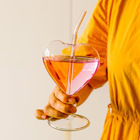 Heart Shaped Clear Glass Cocktail Cup - Elegant Barware for Wine Champagne Beverages Non-Slip Base Party Entertaining Essential Decorative Drinkware