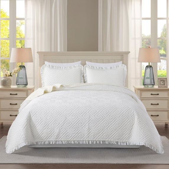 JML 2 Piece Velvet Quilt Set With 1 Sham, Soft Quilted Bedspread Coverlet, Twin, White