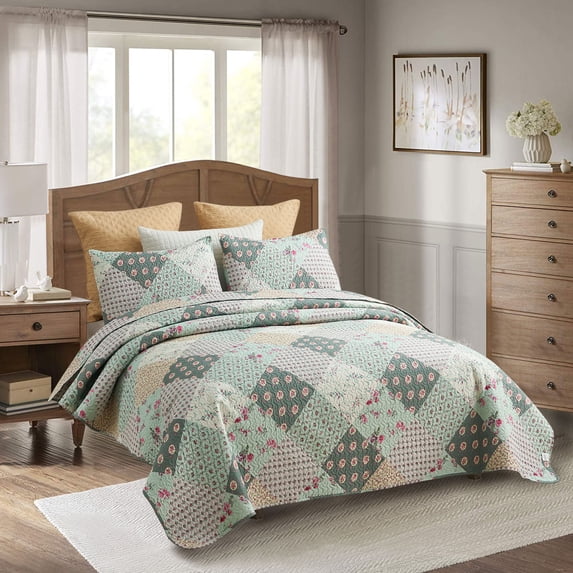 JML Quilt Set, King, Light Green Gardens Style, 3 Piece