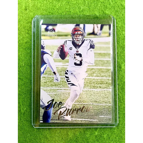 JOE BURROW ROOKIE CARD JERSEY #9 BENGALS 2020 Panini Chronicles Luminance