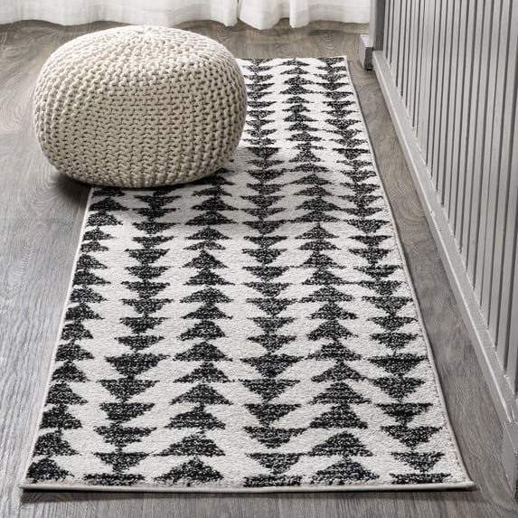 JONATHAN Y MOROCCAN HYPE 2 x 8 Runner Rug, Aisha Moroccan Triangle Geometric - Cream/Black, MOH206A-28