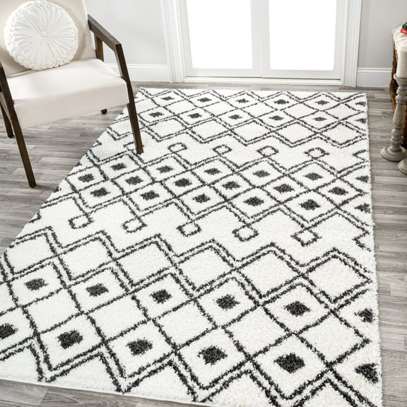 JONATHAN Y MOROCCAN HYPE 5 x 8 Area Rug, Caimari Moroccan Diamond Shag - White/Gray, MOH412A-5