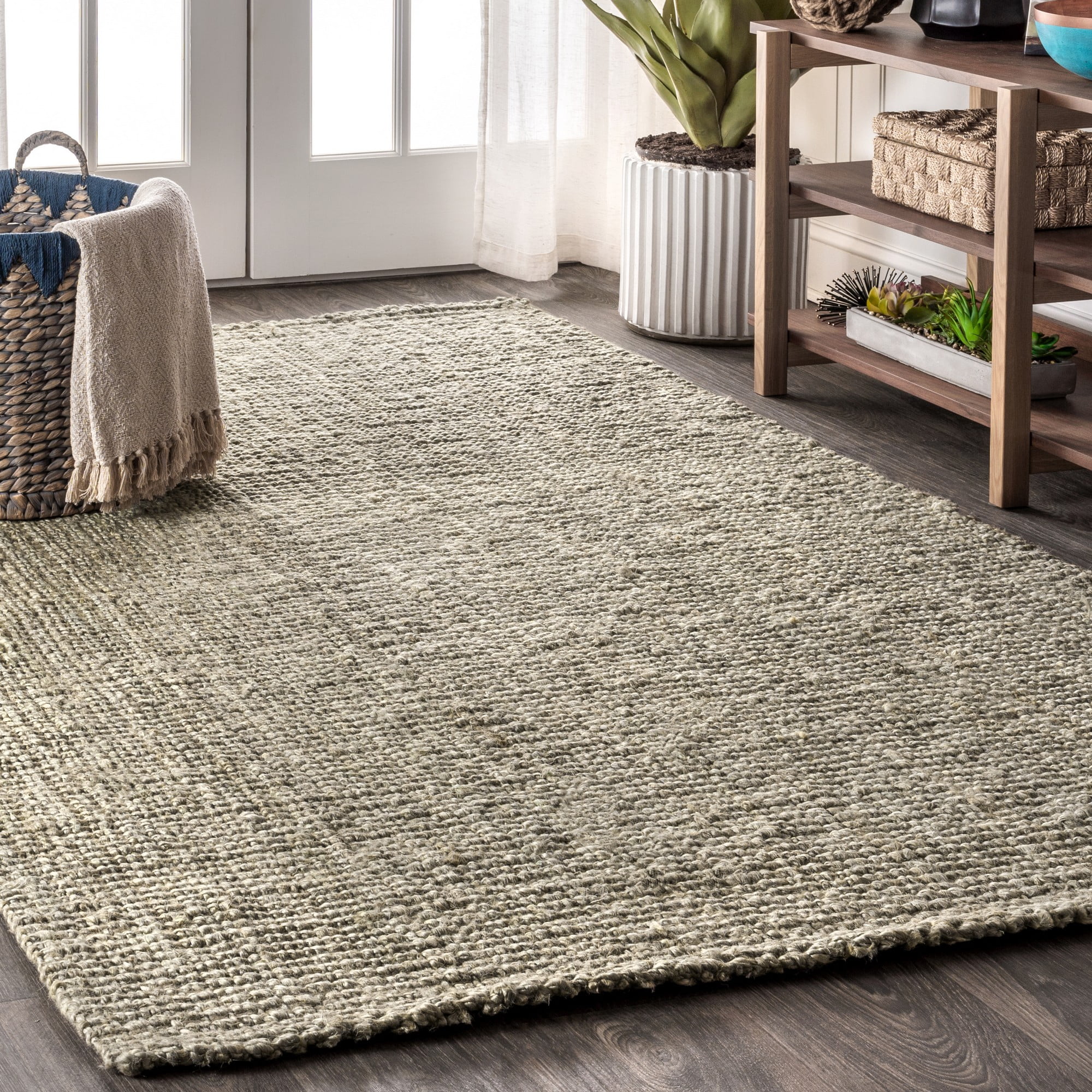 Gray Handwoven Chunky Jute 4' x 6' Reversible Area Rug