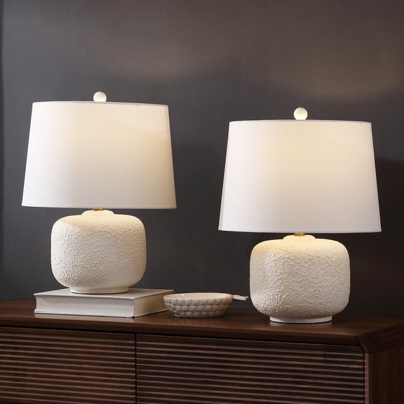 JONATHAN Y Qualm 20" Coastal Farmhouse Textured Resin/Metal Rounded Barrel LED Table Lamp, Antique White (Set of 2)