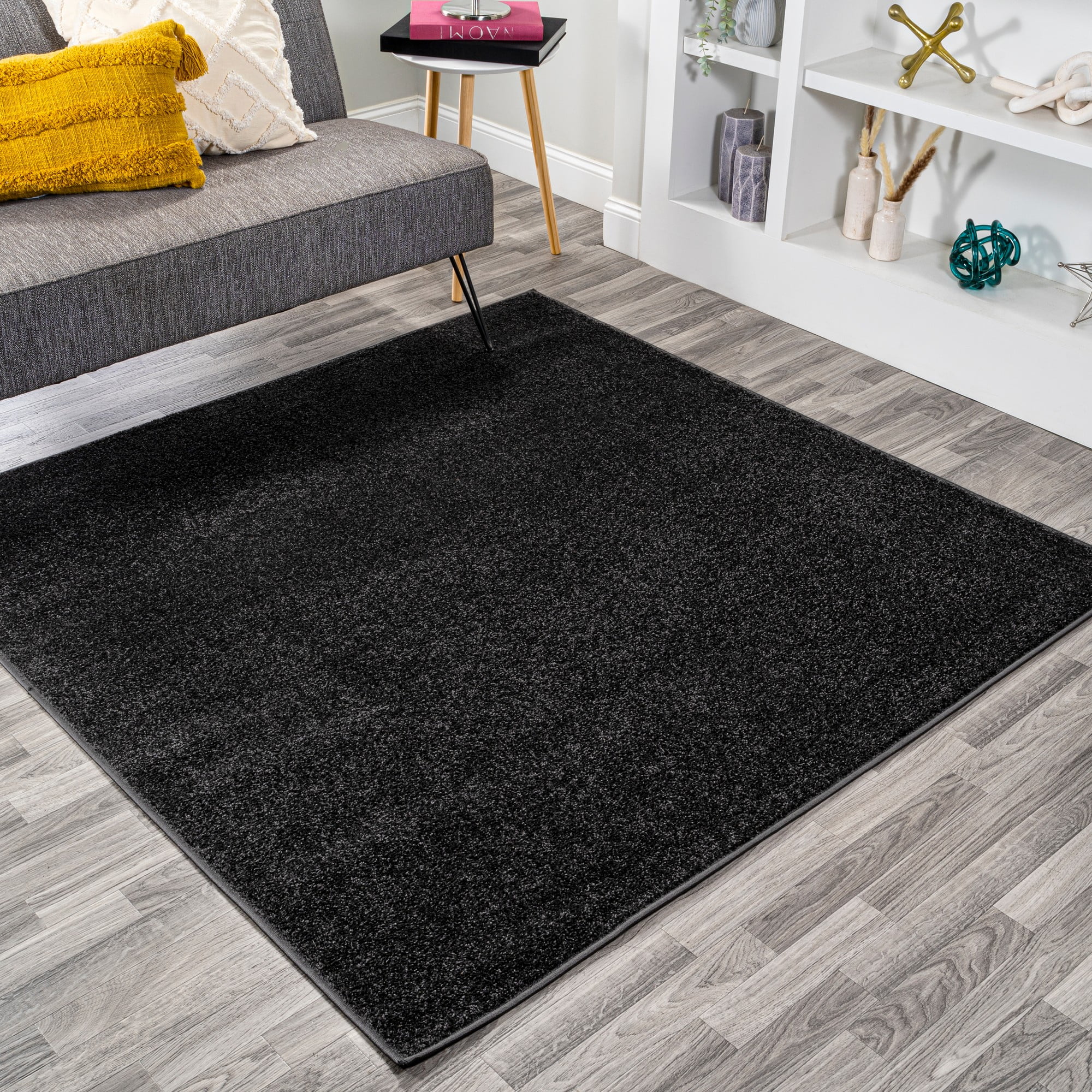 JONATHAN Y SUPERSOFT Haze Solid Low-Pile 5 x 5 (ft) Loomed Polypropylene Black Square Indoor Solid Farmhouse/Cottage Area rug