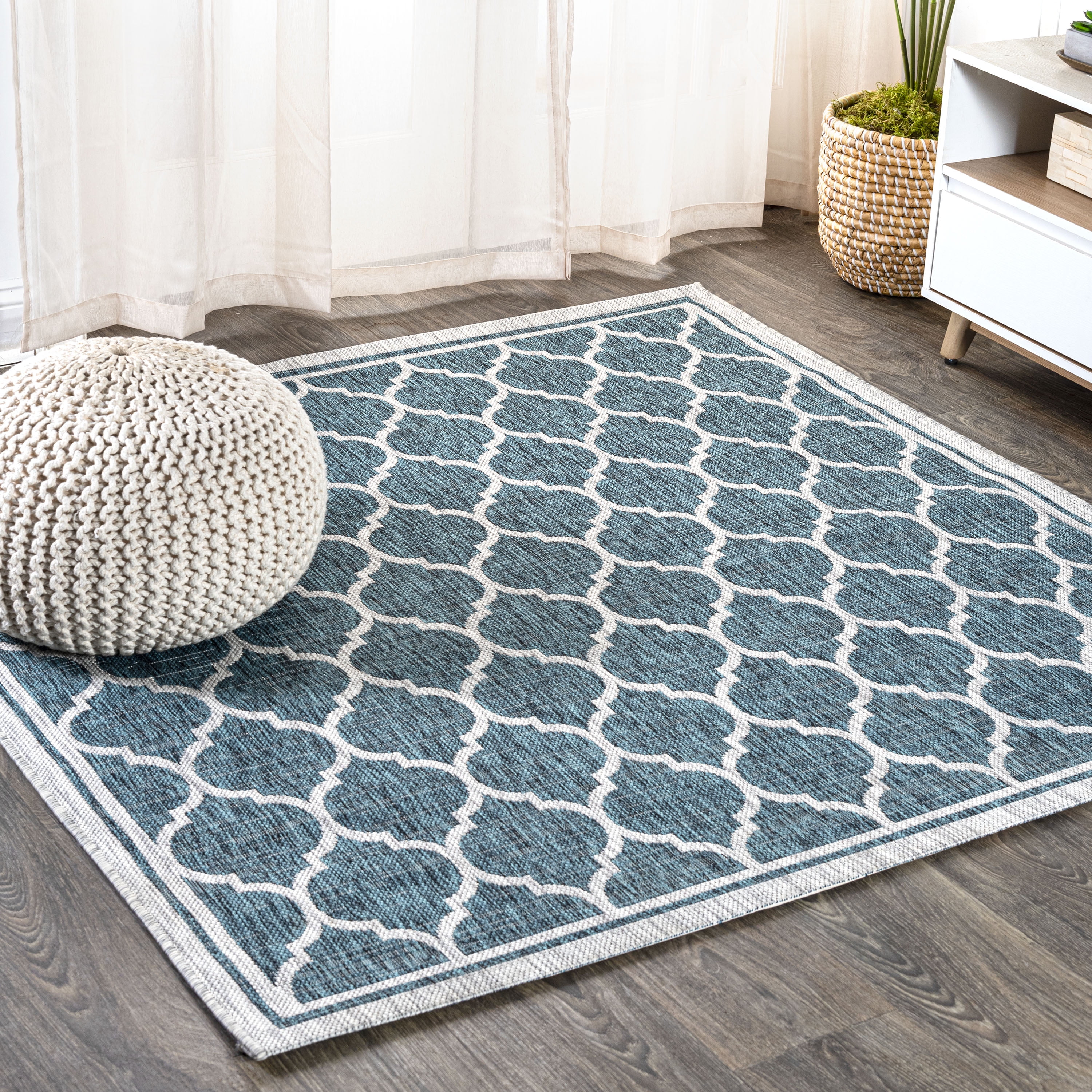 Moroccan Trellis Square Indoor/Outdoor Rug in Teal/Gray