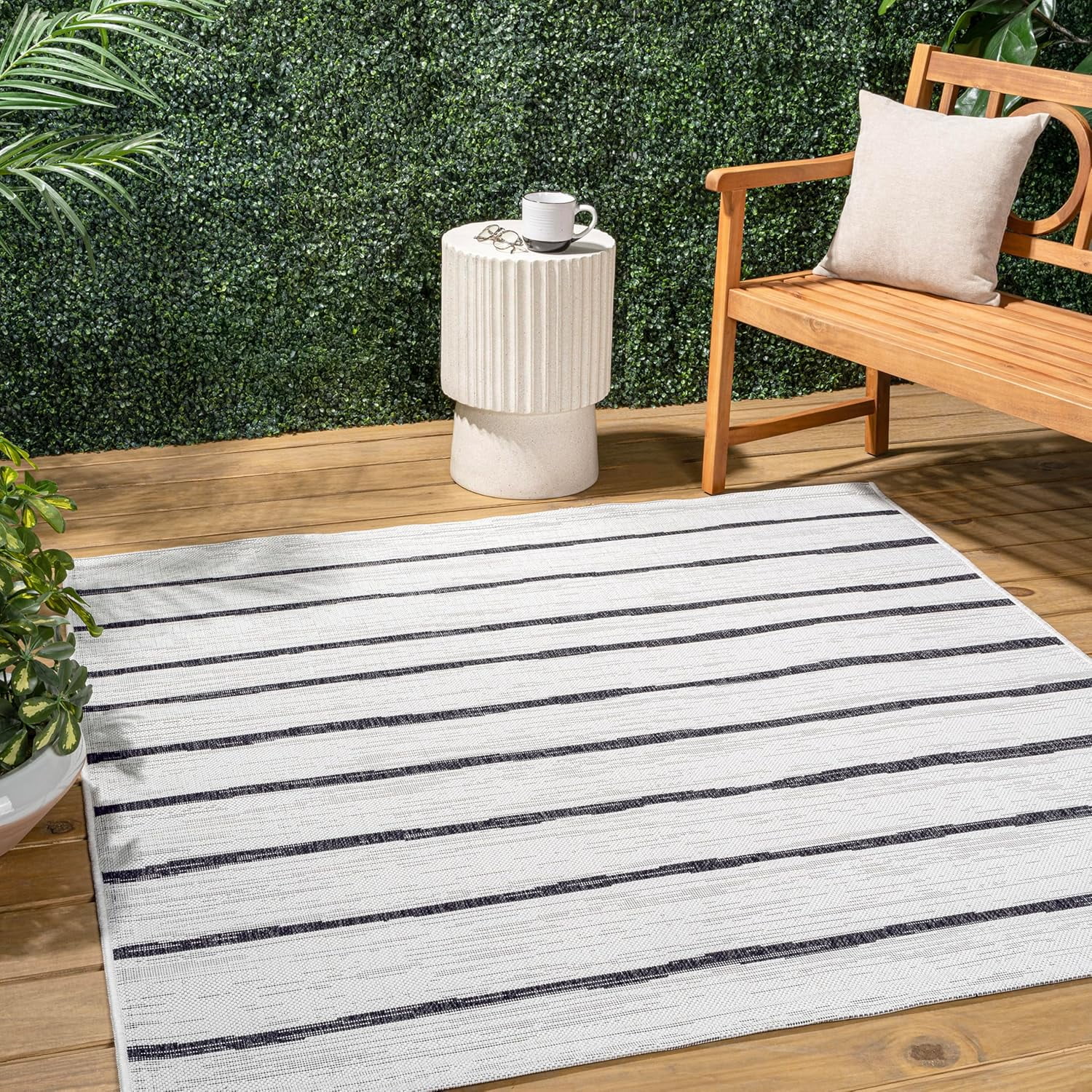 JONATHAN Y SMB125D-4SQ Colonia Berber Stripe Ivory/Black 4' Square ...