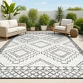 thumbnail image 1 of JONATHAN Y SANTA MONICA 4 x 6 Area Rug, Marokko Diamond Tribal Medallion - Ivory/Black, SMB127E-4, 1 of 8