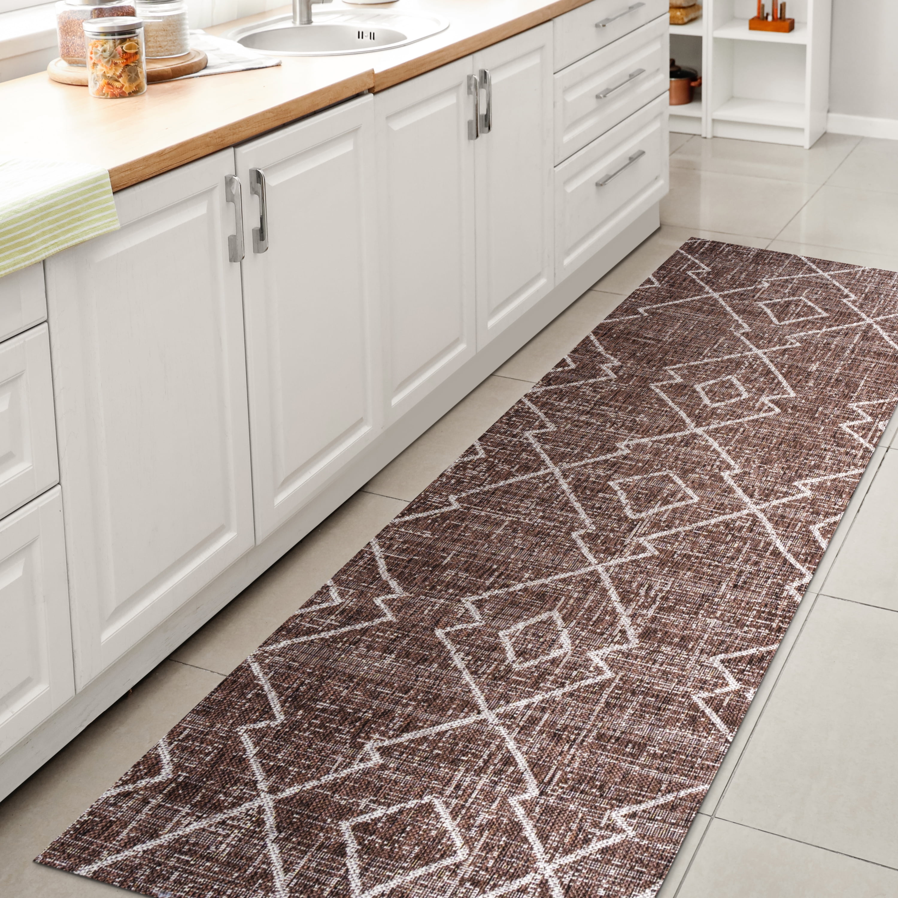 Carwa Brown and Beige Diamond Trellis Runner Rug