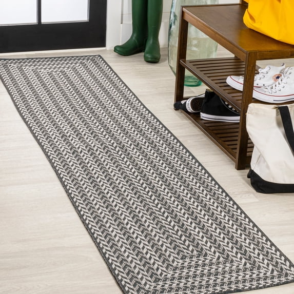 JONATHAN Y SANTA MONICA 2 x 8 Runner Rug, Chevron Concentric Squares - Black/Light Gray, SMB206B-28