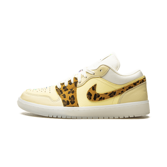 JORDAN WOMENS AIR JORDAN 1 LO WMNS "SNKRS Day" DN6998 700 from Stadium Goods