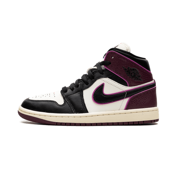 JORDAN WOMENS Air Jordan 1 "Bordeaux" FQ7818 101 from Stadium Goods