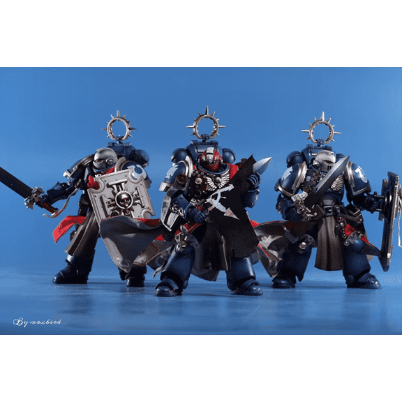 JOYTOY Official Warhammer 40k Ultramarines Bladeguard Veteran Prospero Red Helmet Cape Premium 1/18 Scale Collectible Accessory (No Figure, Armor Upgrade)