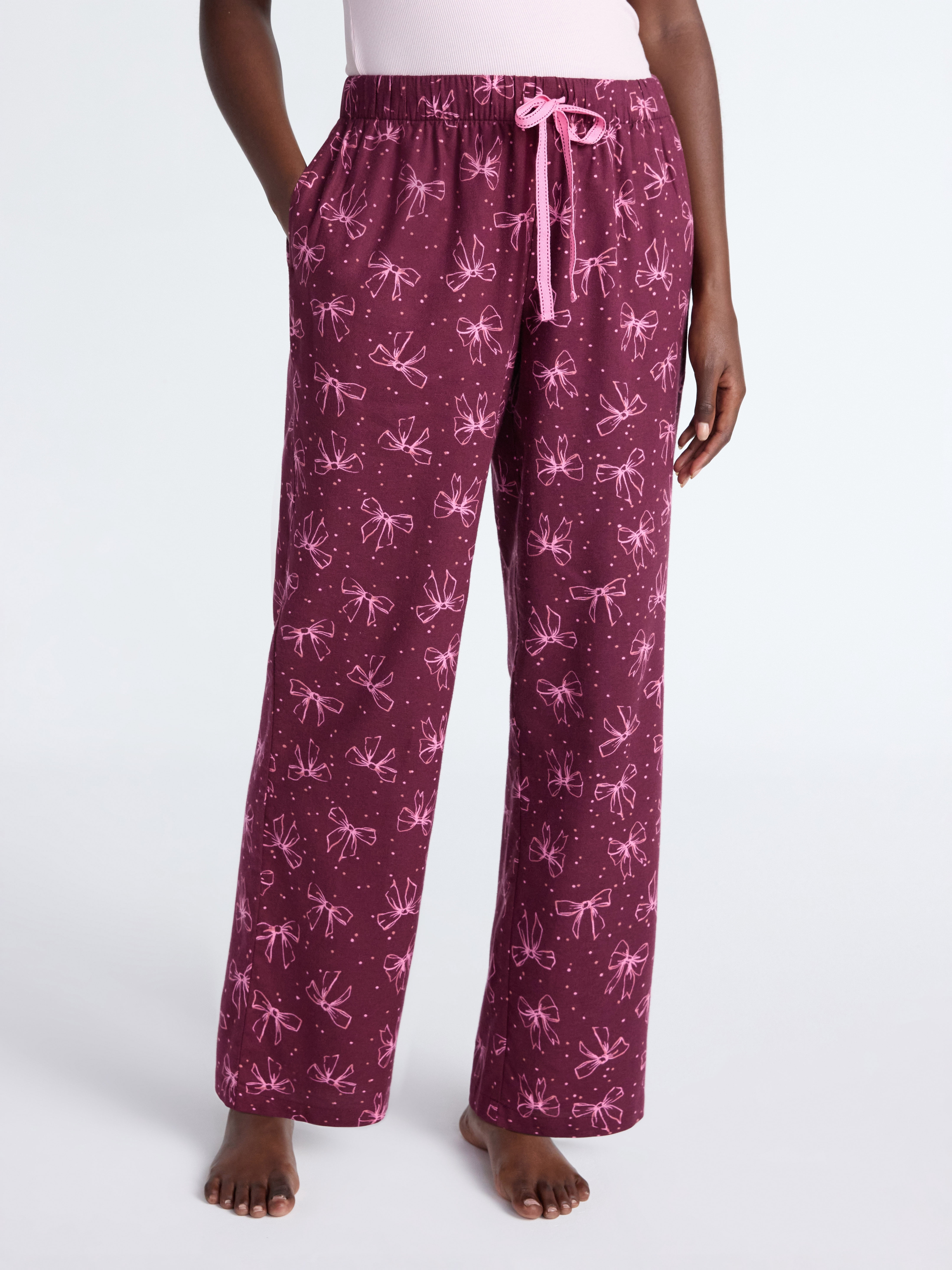 Joyspun Women's Flannel Sleep Pants, 30'' Inseam, Sizes XS-3X