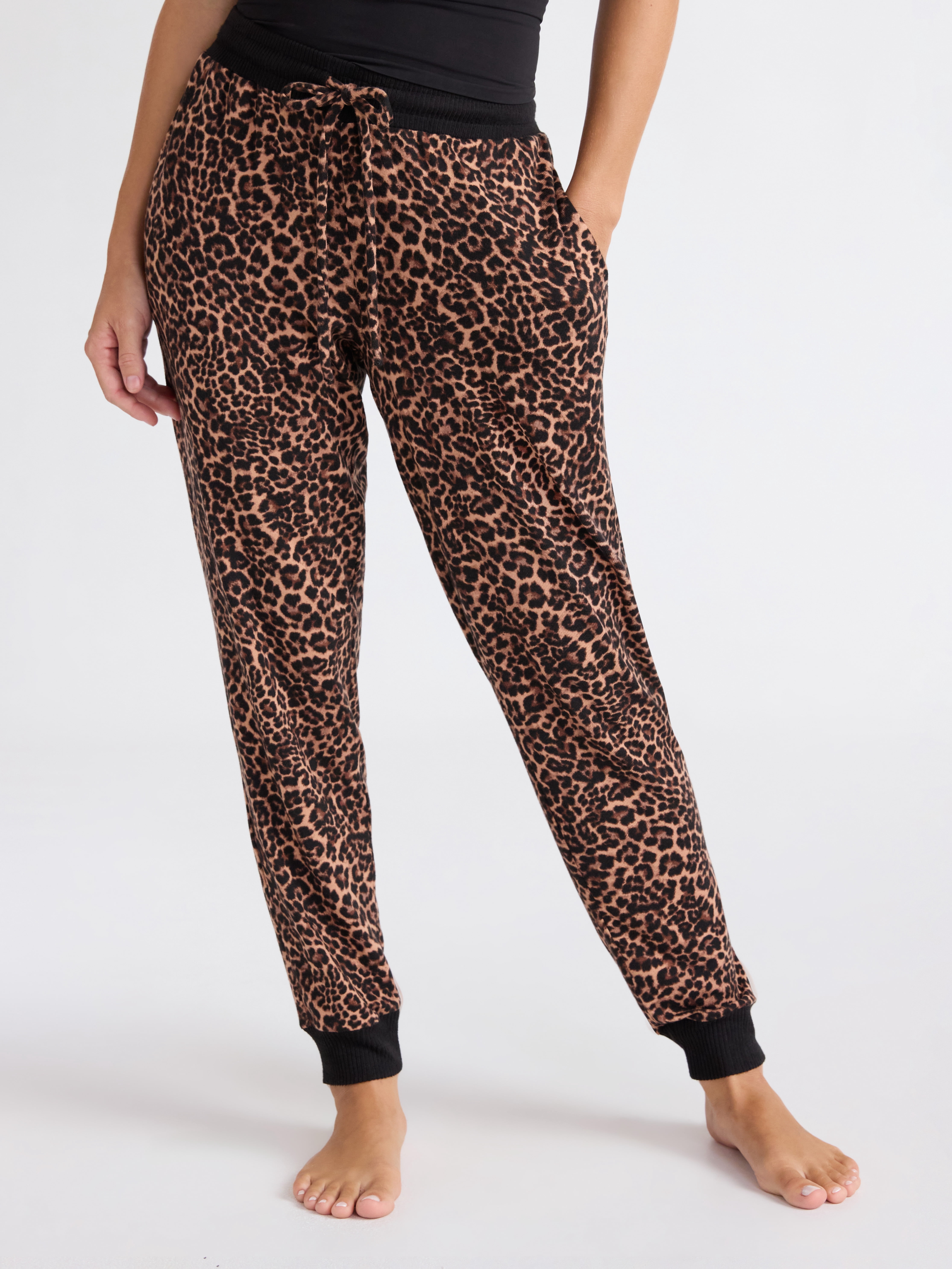 Joyspun Women's Cozy Lounge Collection Hacci Knit Sleep Joggers, 29'' Inseam, Sizes XS-3X
