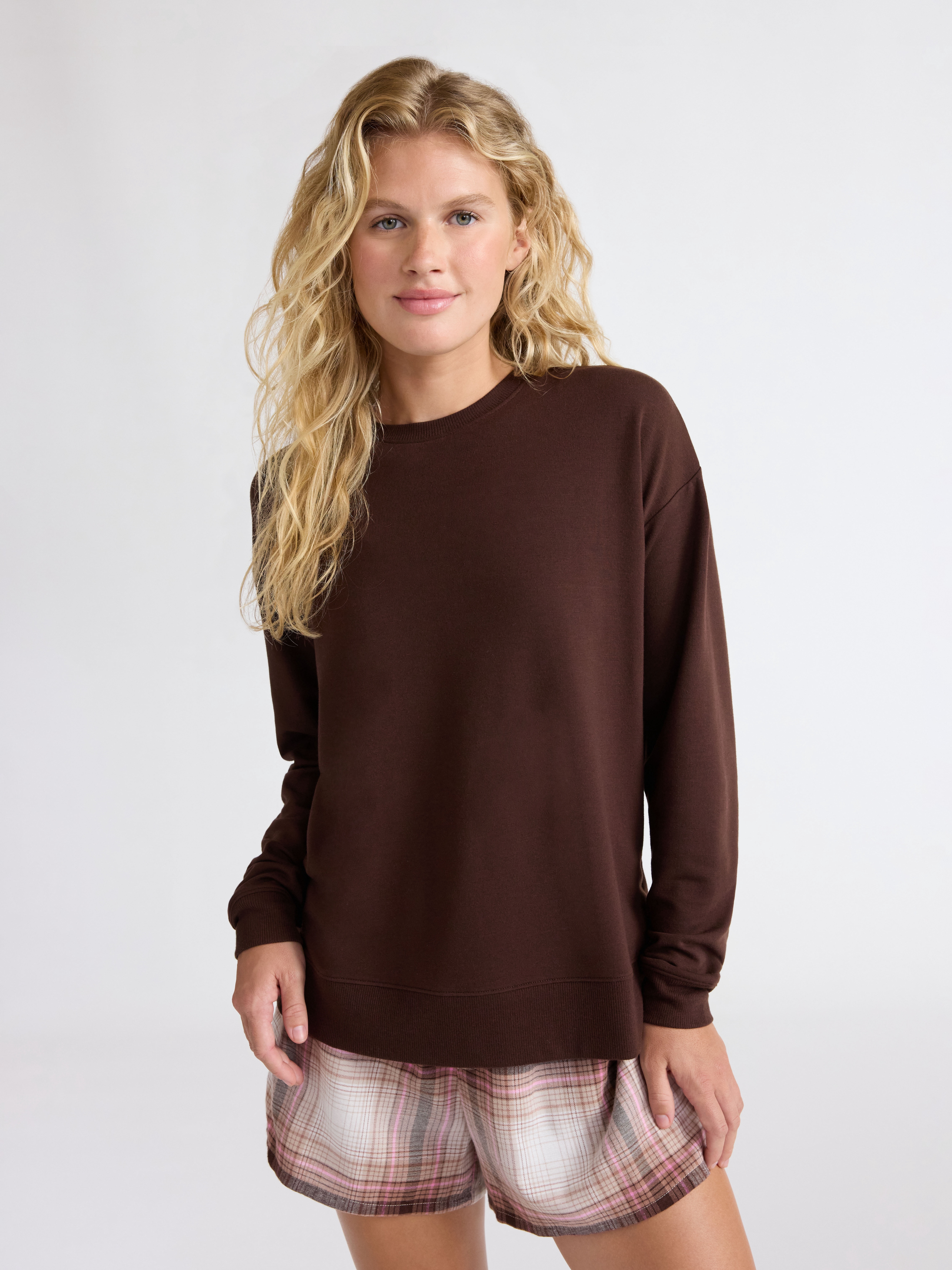 Joyspun Women's Fleece Drop Shoulder Sleep Top with Long Sleeves, Sizes XS-3X