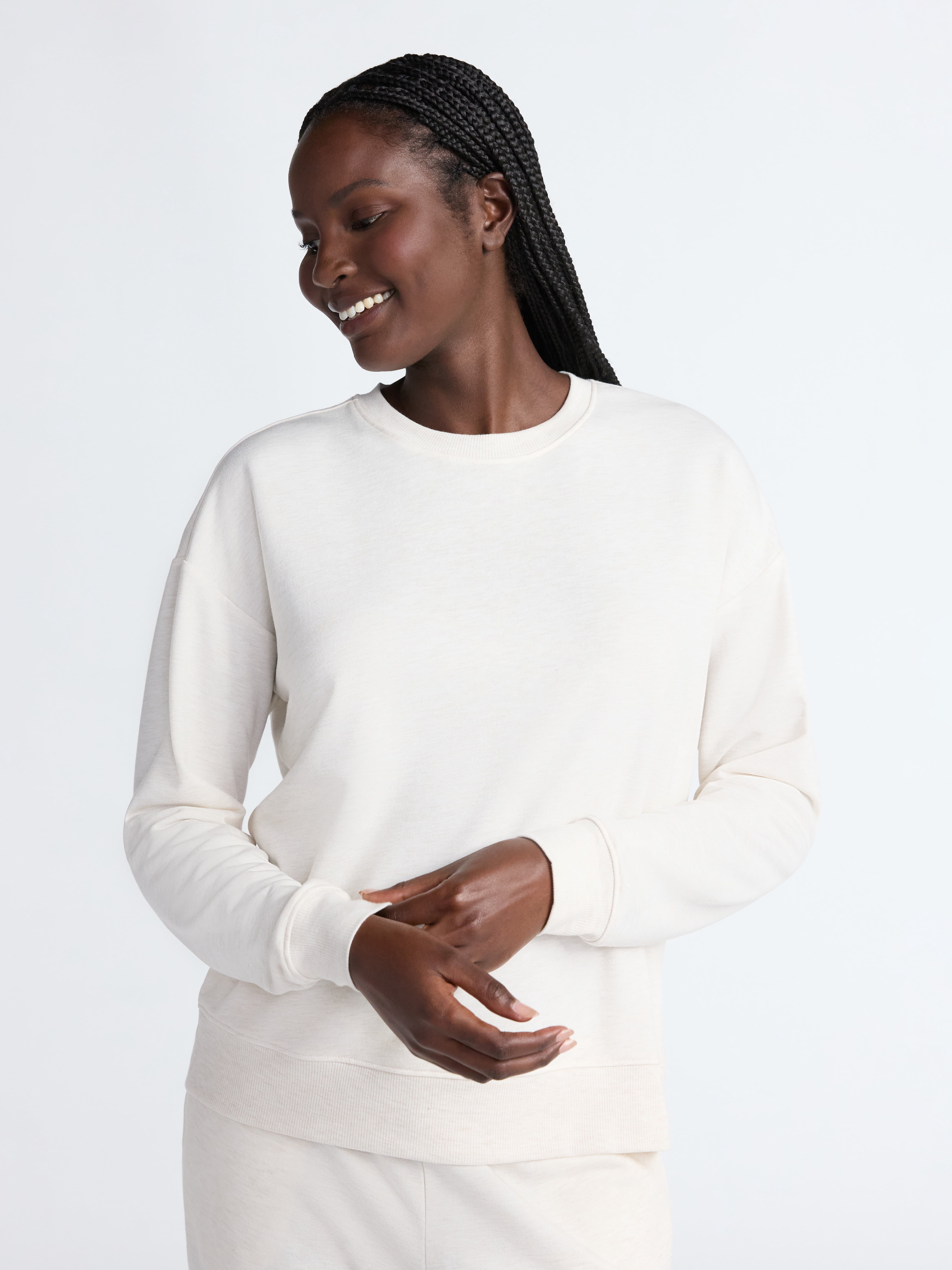 Joyspun Women's Fleece Drop Shoulder Sleep Top with Long Sleeves, Sizes XS-3X