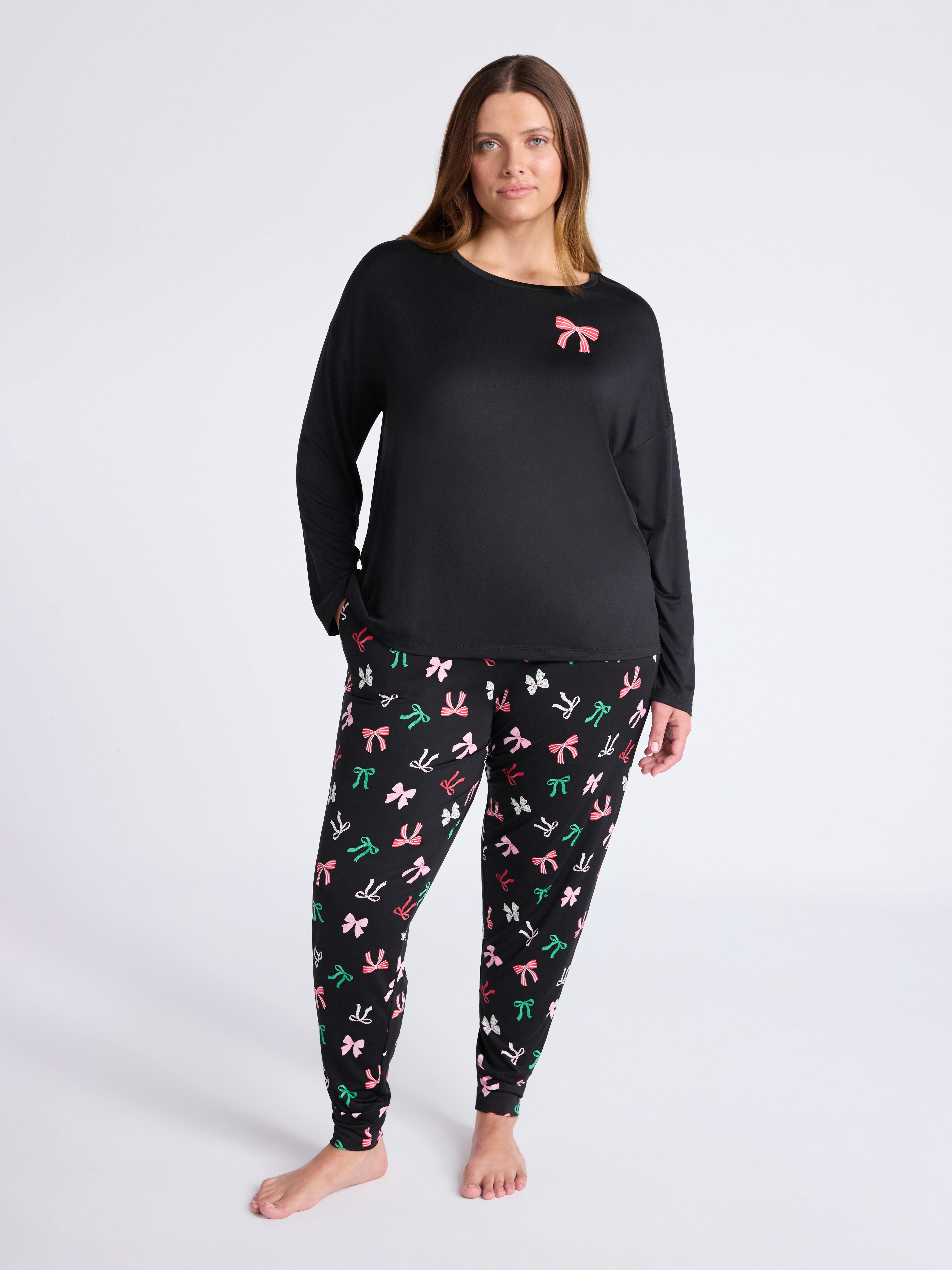Joyspun Women's Dreamy Soft Collection Long Sleeve Sleep Top and Joggers Pajamas Set, 2-Piece, Sizes XS-3X